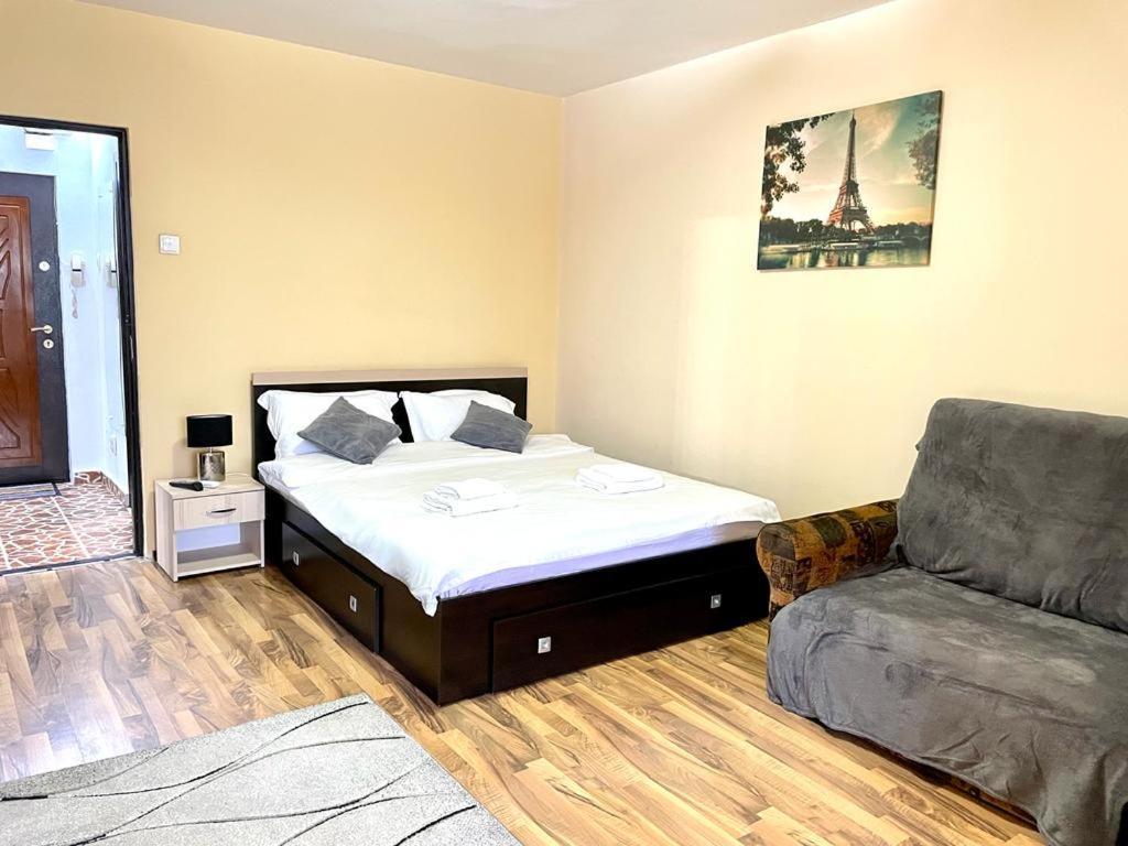 Luand Apartament Iasi Exteriör bild